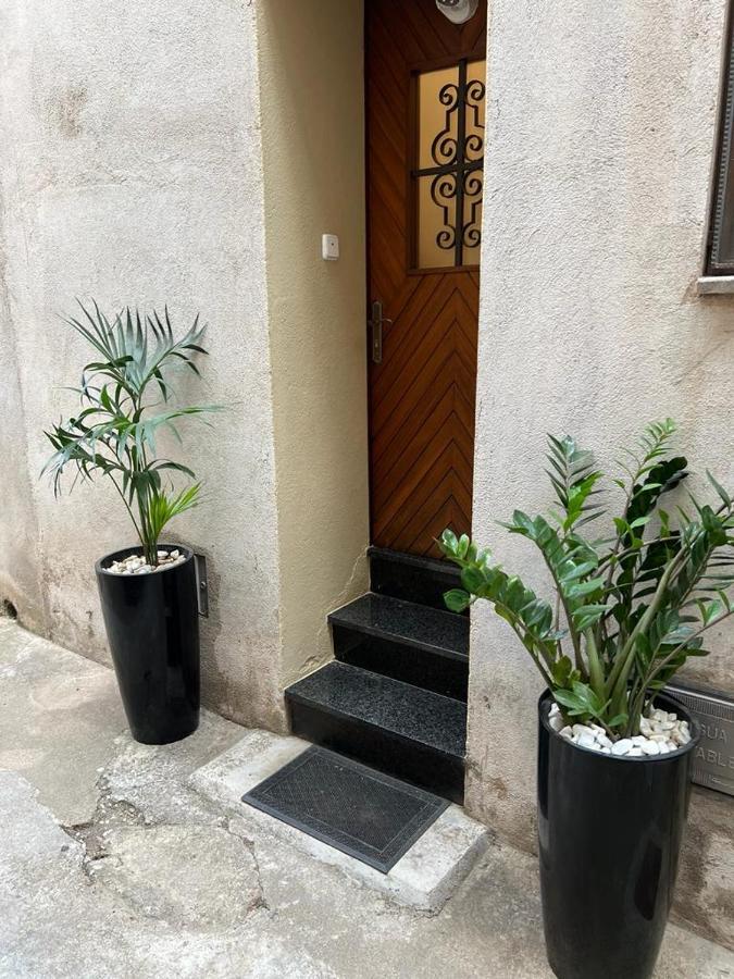 Apartament La Cova Peralada Exterior foto
